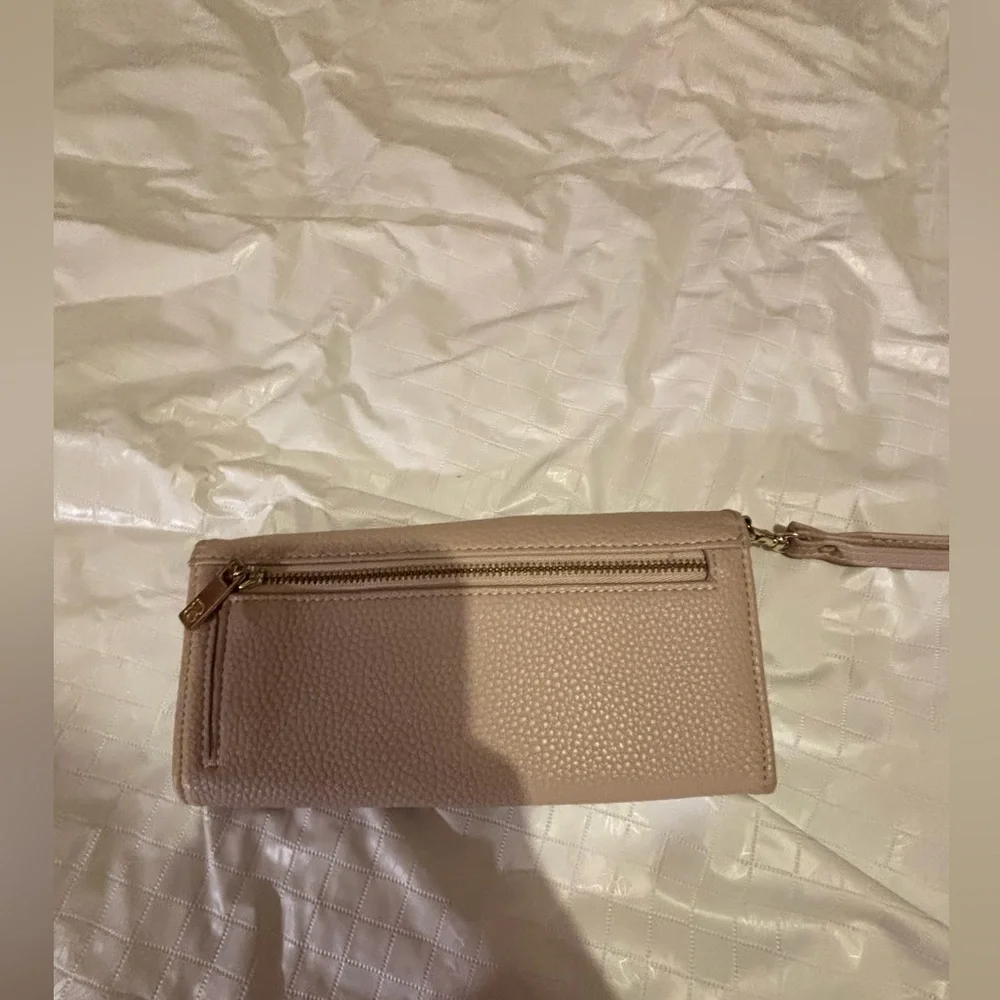 Bandolino Wallet/Wristlet Beige